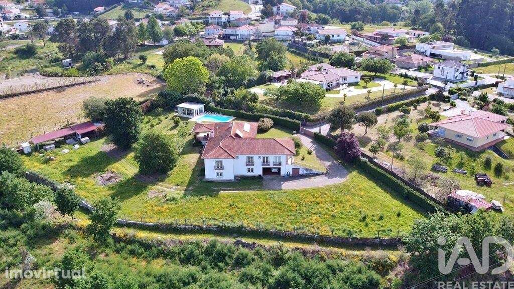 Casa T6 em Fonte Arcada E Oliveira de 5130,00 m2 - Grande imagem: 3/28