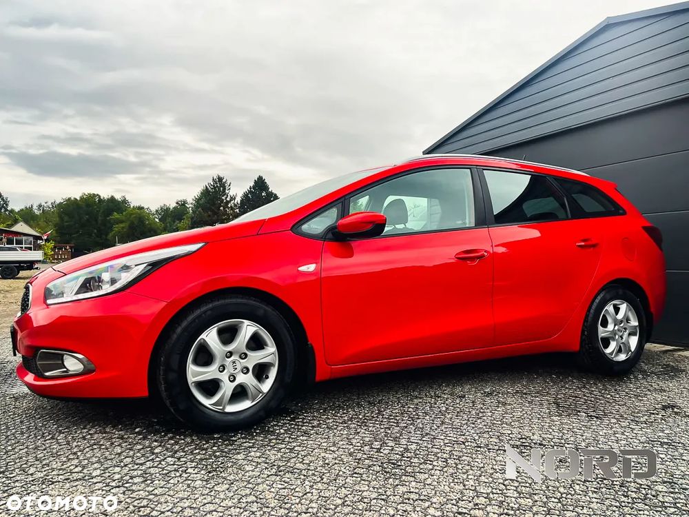 Kia Ceed Cee'd 1.6 GDI L - 6