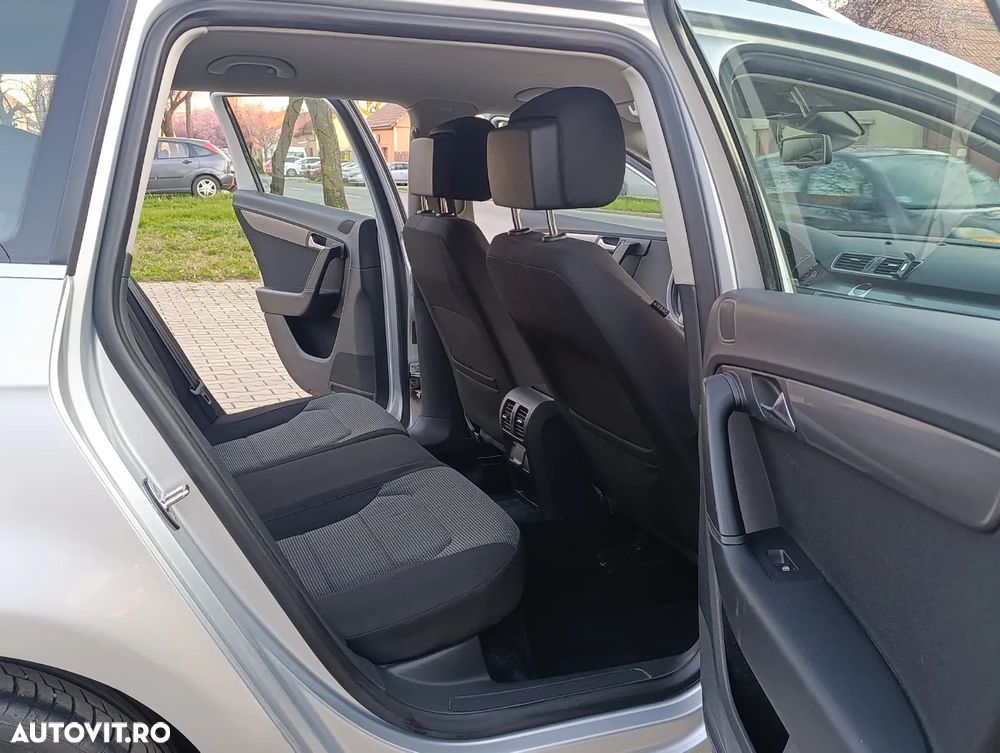 Volkswagen Passat - 7