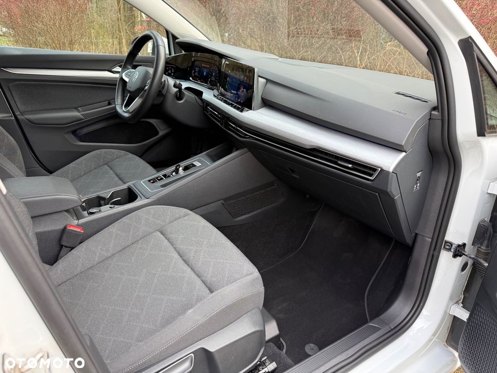 Volkswagen Golf - 18