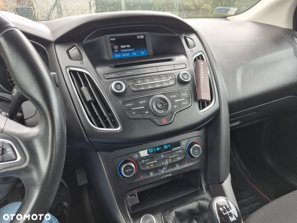 Ford Focus - 12