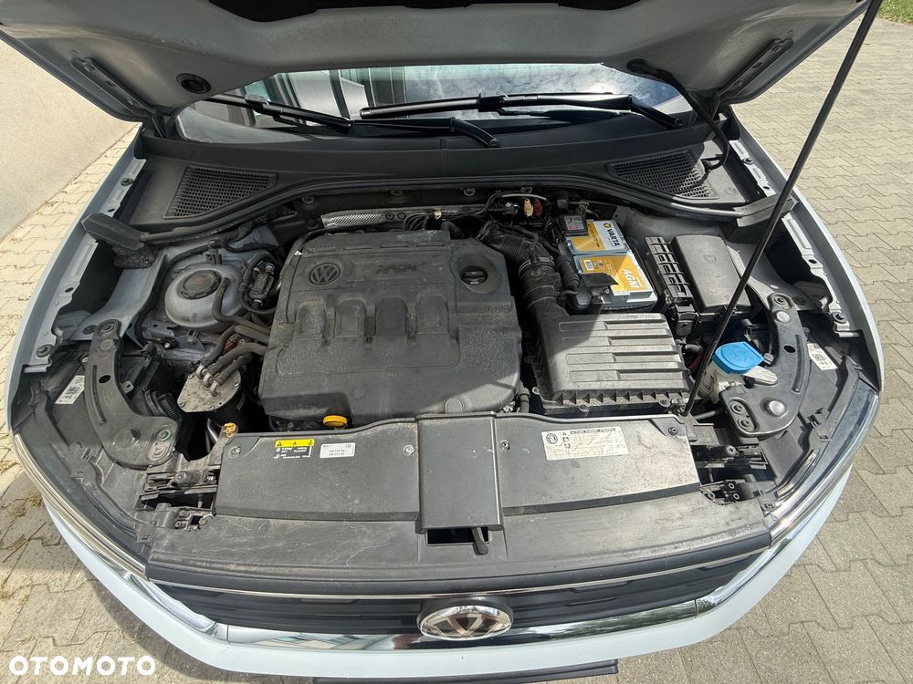 Volkswagen T-Roc 2.0 TDI SCR 4MOTION DSG R-Line - 39