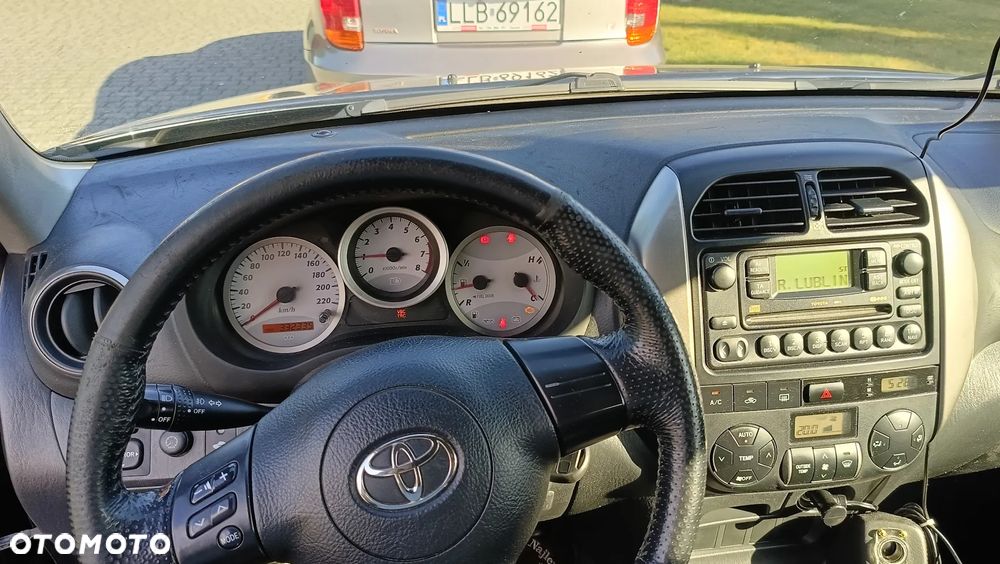Toyota RAV4 2.0 VVT-i Sol - 15