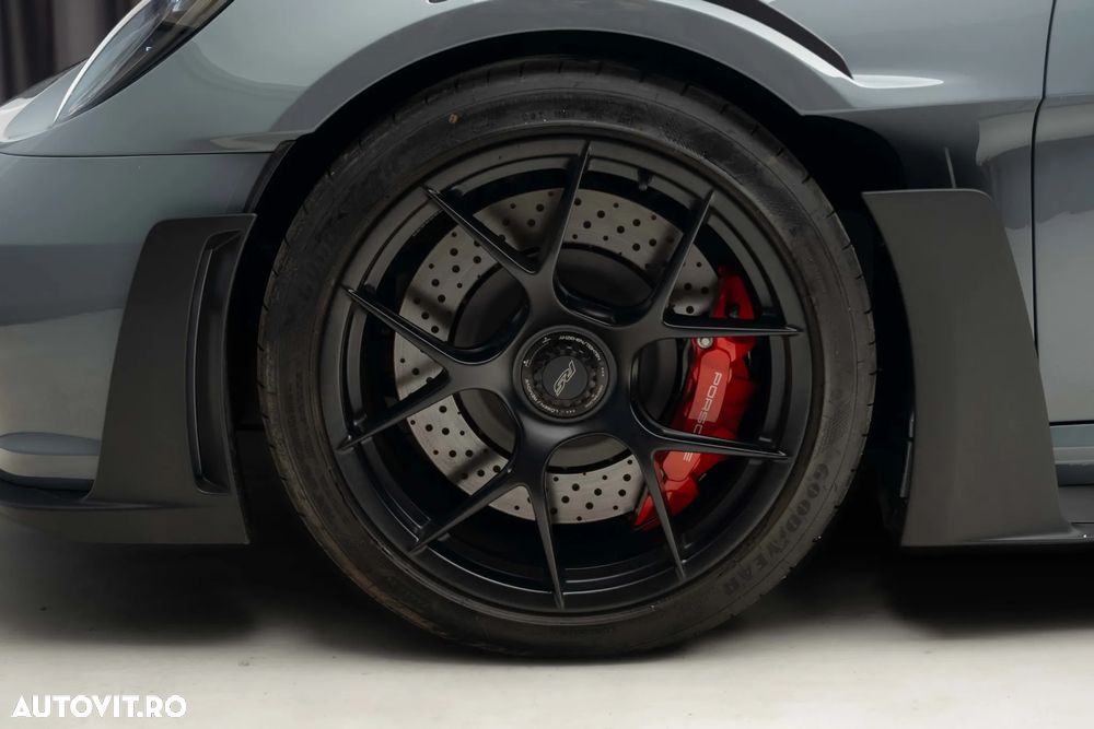 Porsche 911 GT3 RS PDK - 11