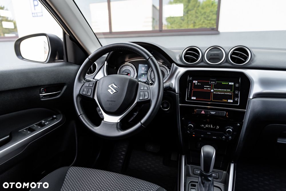 Suzuki Vitara 1.5 Dualjet Hybrid AGS Comfort+ "SHINKAI" - 27