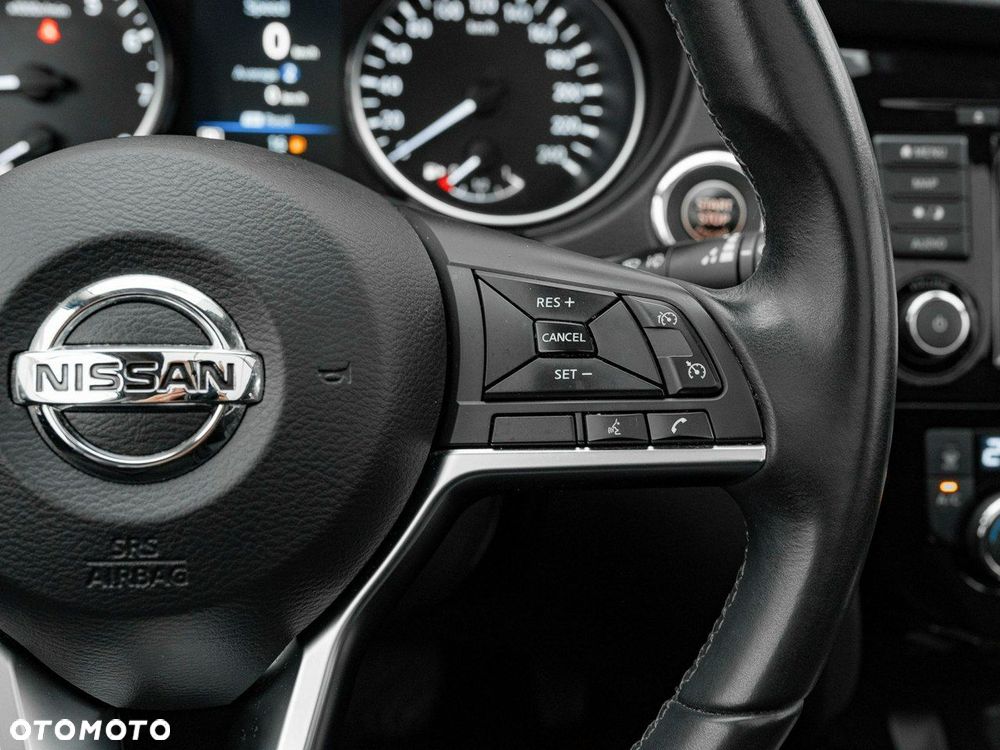 Nissan Qashqai 1.3 DIG-T N-Connecta DCT - 18