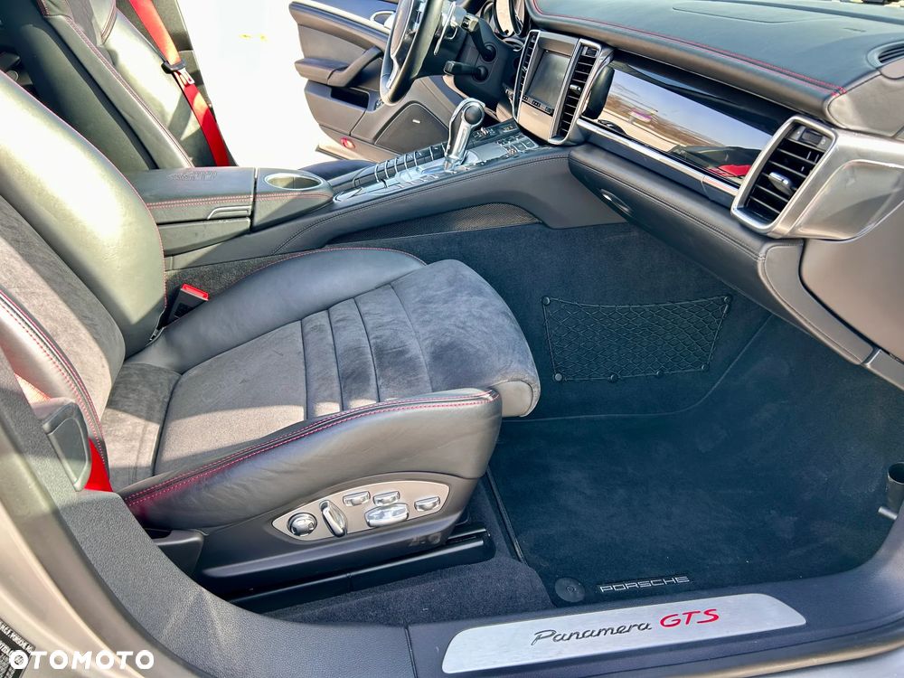 Porsche Panamera GTS PDK - 21