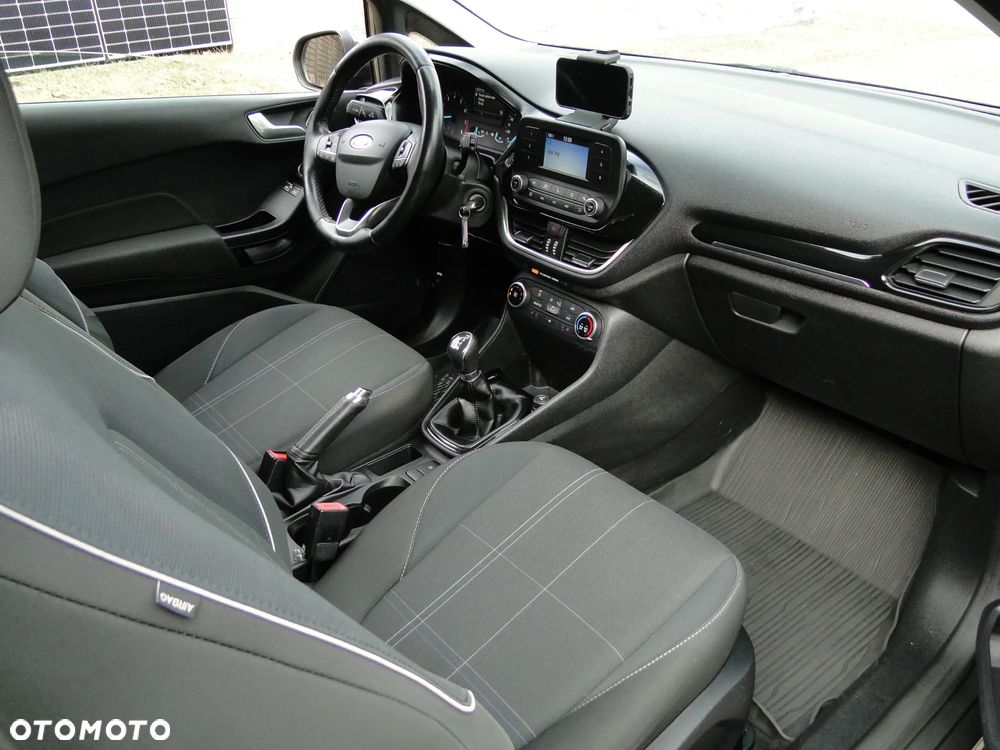 Ford Fiesta 1.1 ST-LINE - 16