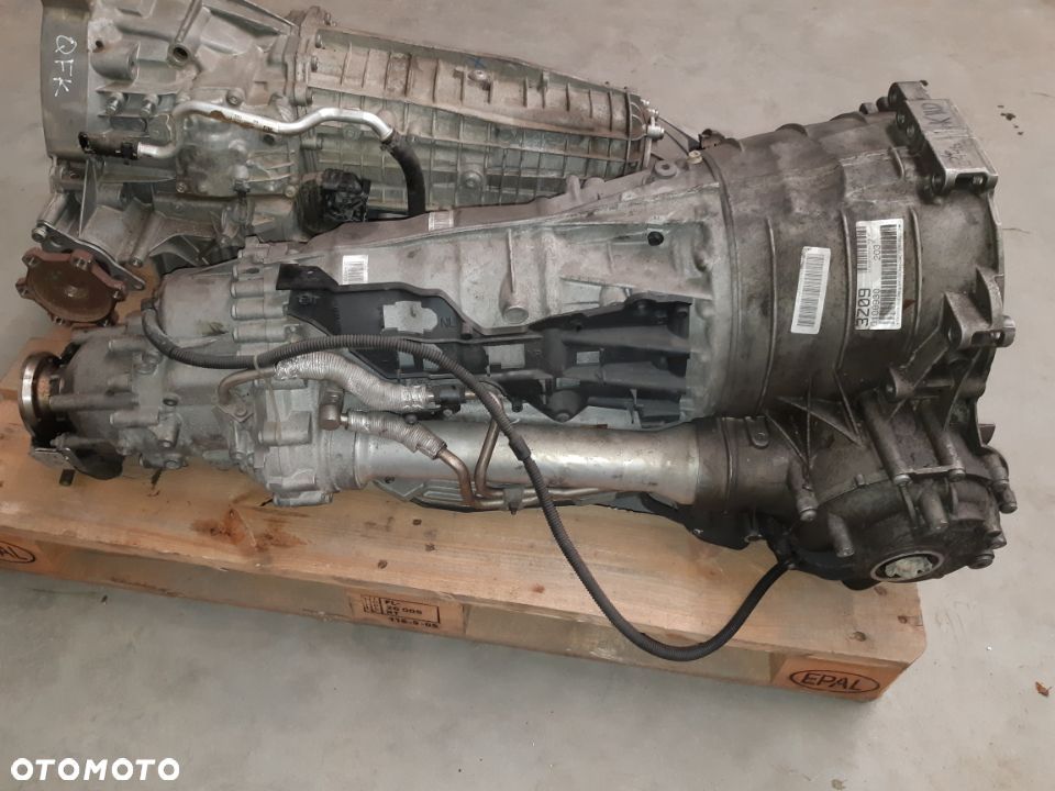 SKRZYNIA BIEGÓW AUDI A8 S8 5.2i KHD 6HP26A-61 - 2