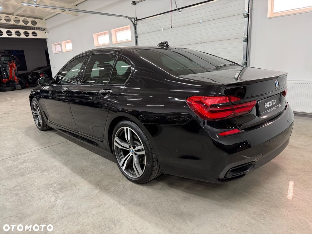 BMW Seria 7 740d xDrive - 12