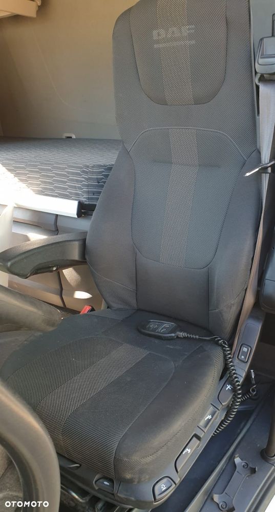 FOTEL SIEDZENIE LEWE KIEROWCY DAF XF / XG - 2