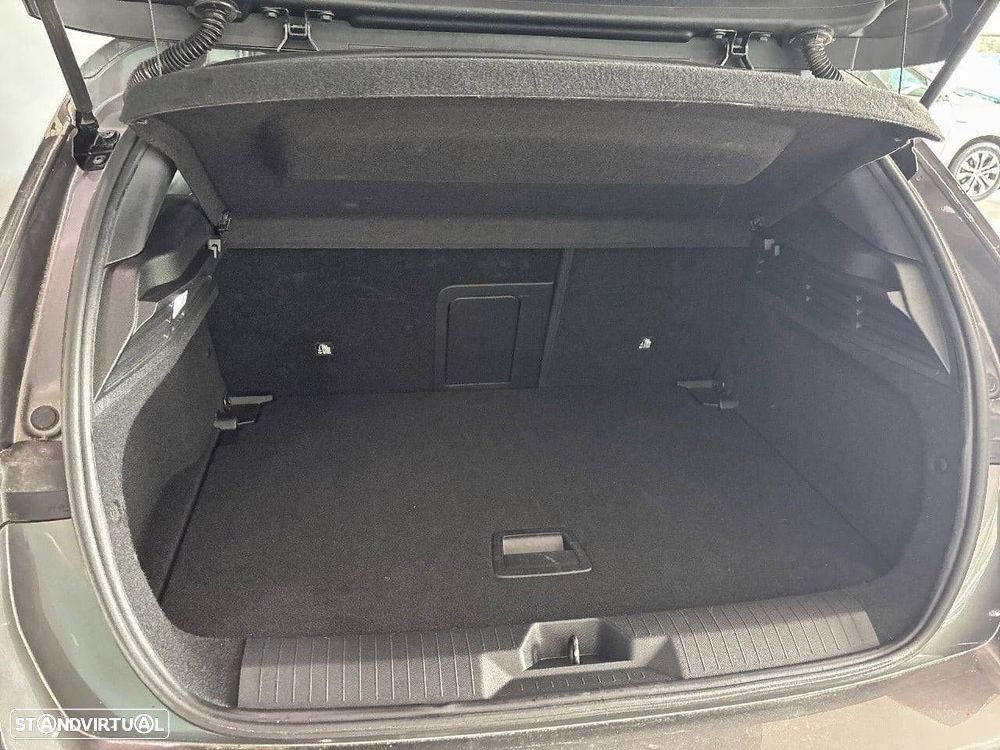 Opel Astra 1.5 D Elegance Aut. - 6