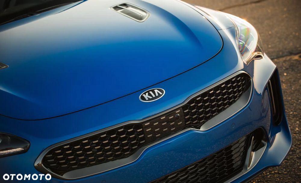 Kia Stinger 3.3 T-GDI AWD GT - 5
