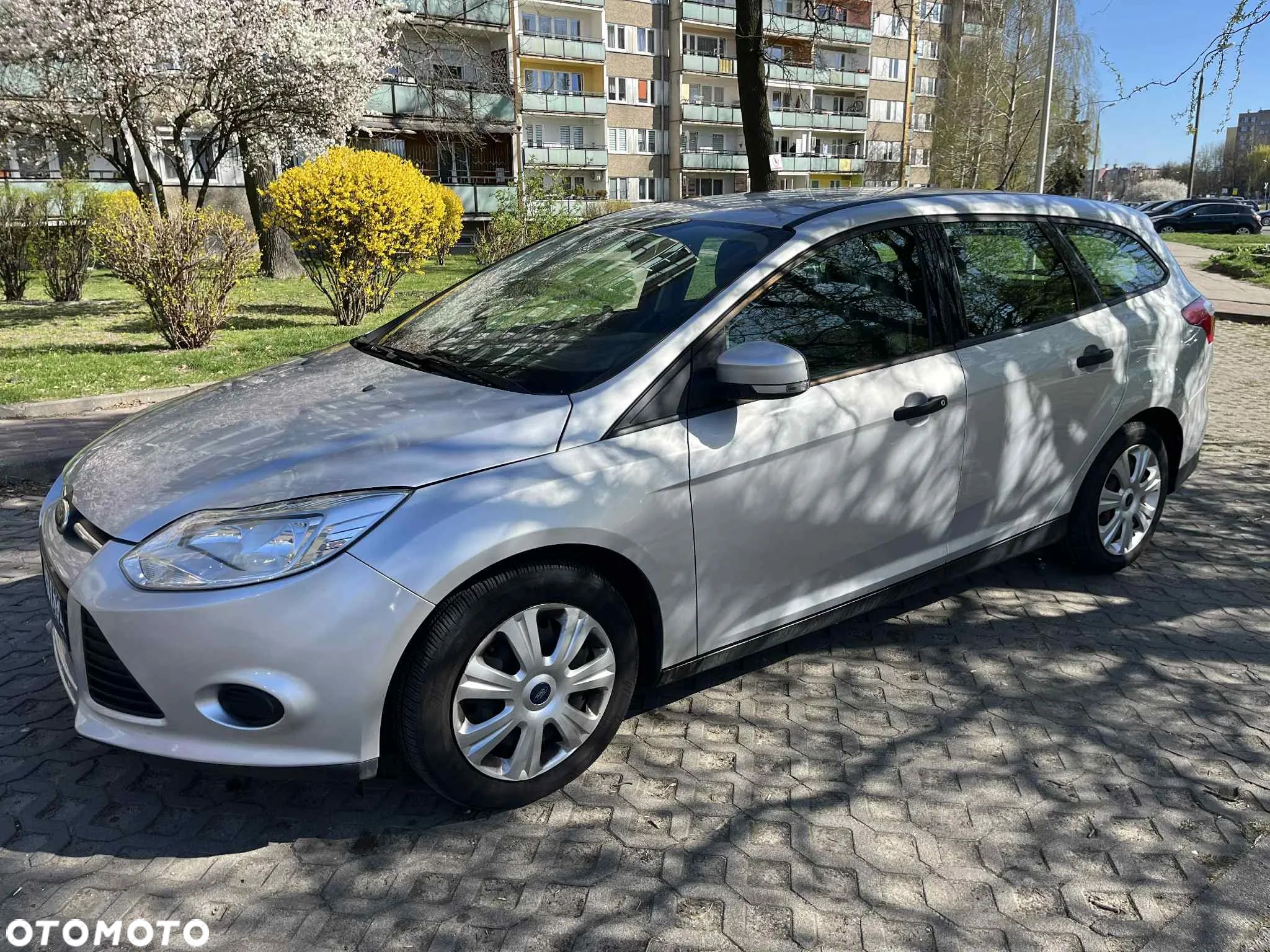 Ford Focus 1.6 Ambiente Start - 1