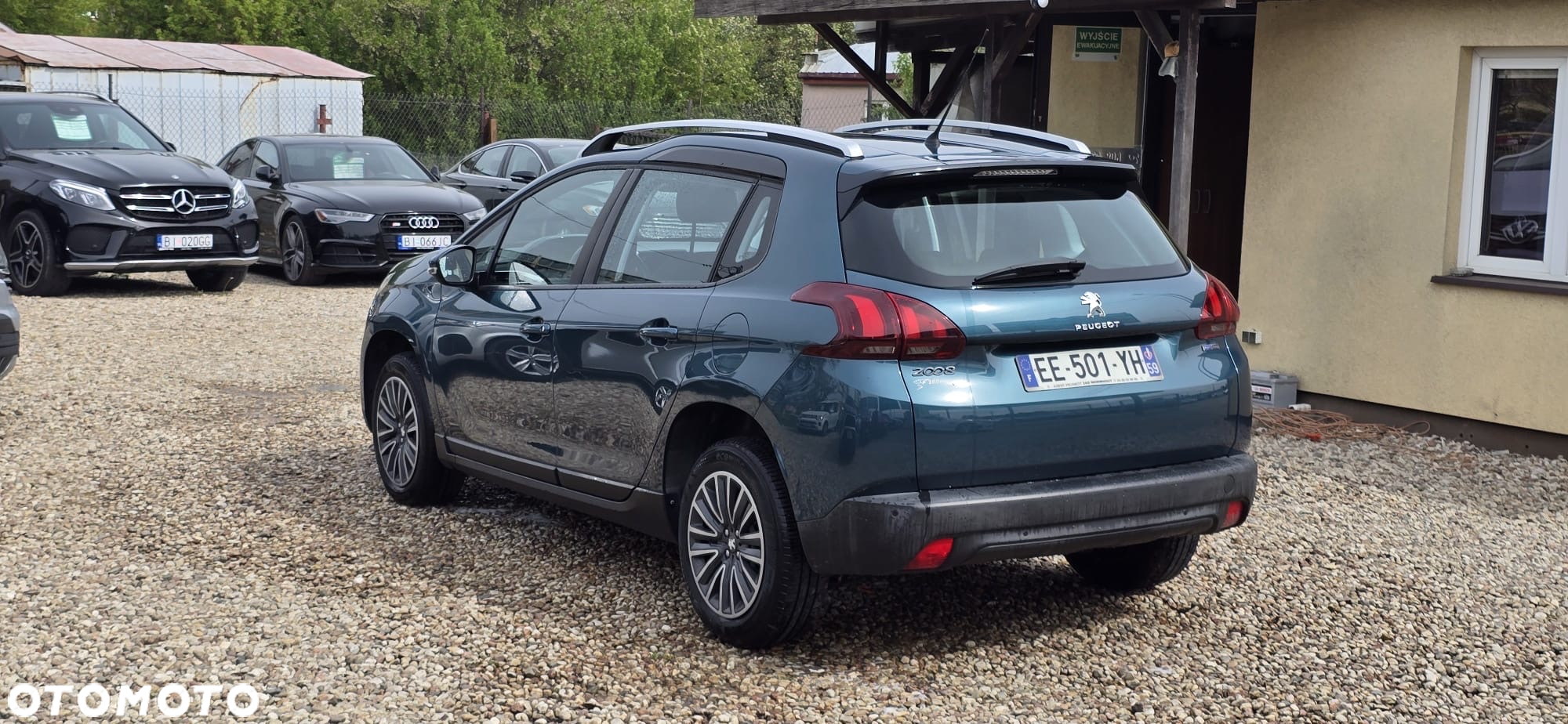 Peugeot 2008 1.2 Pure Tech Style - 17