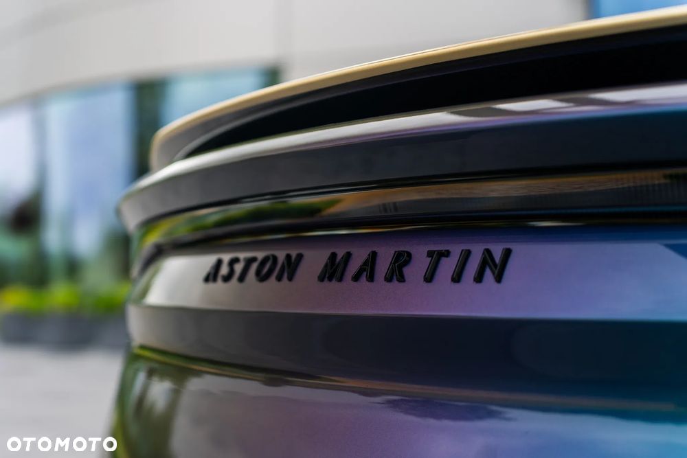Aston Martin DBS - 15