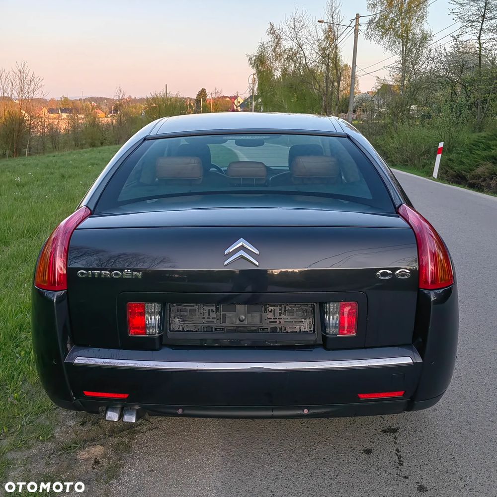 Citroën C6 HDi 205 Biturbo FAP Exclusive - 2