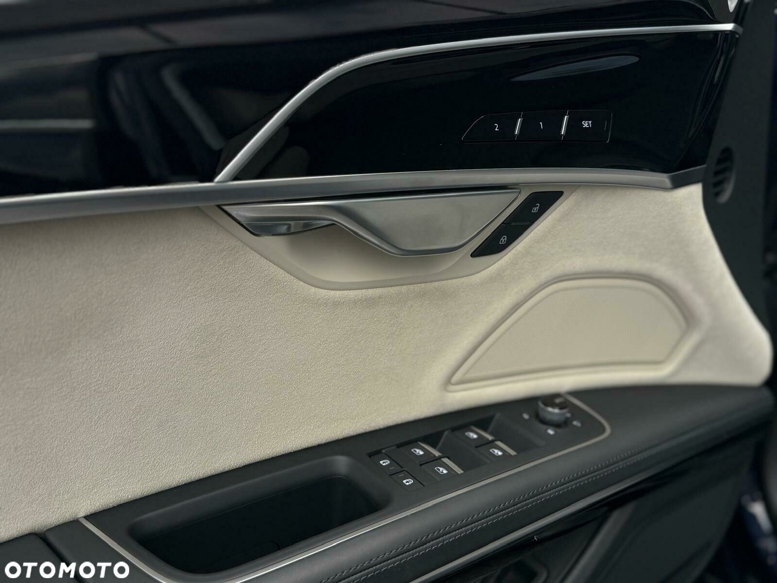 Audi A8 - 38