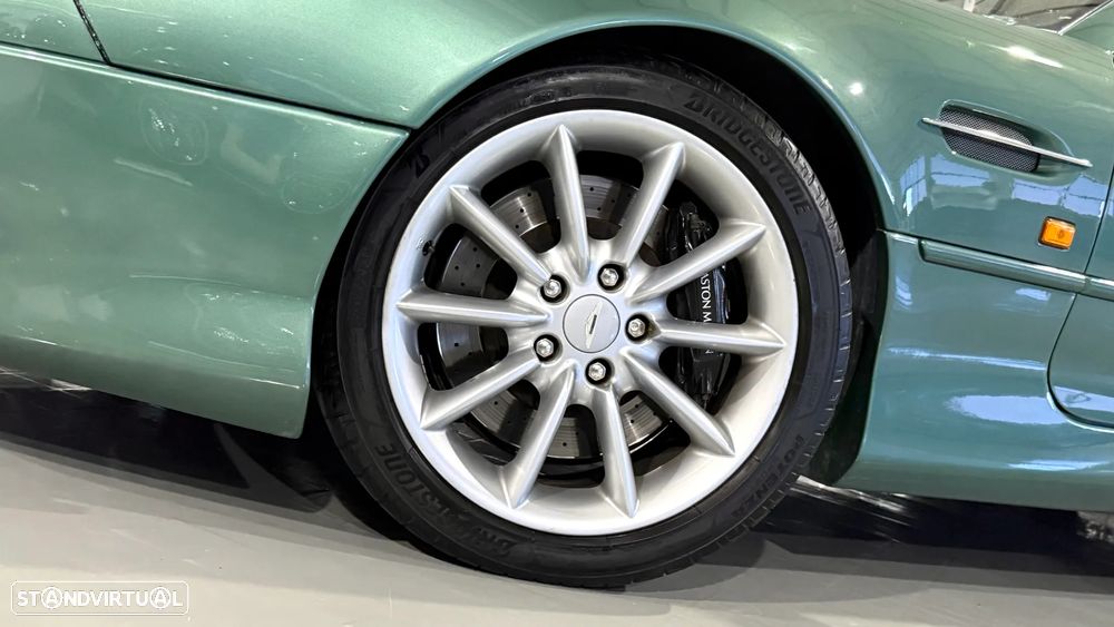 Aston Martin DB7 Vantage Coupé - 9