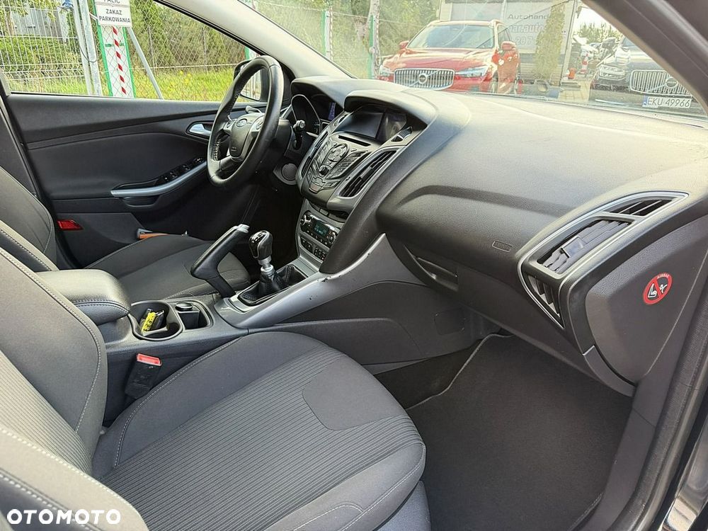 Ford Focus - 10