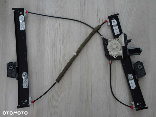 Podnośnik Szyby Mechanizm Mitsubishi Colt CZC Cabrio Przód Lewy (1022)