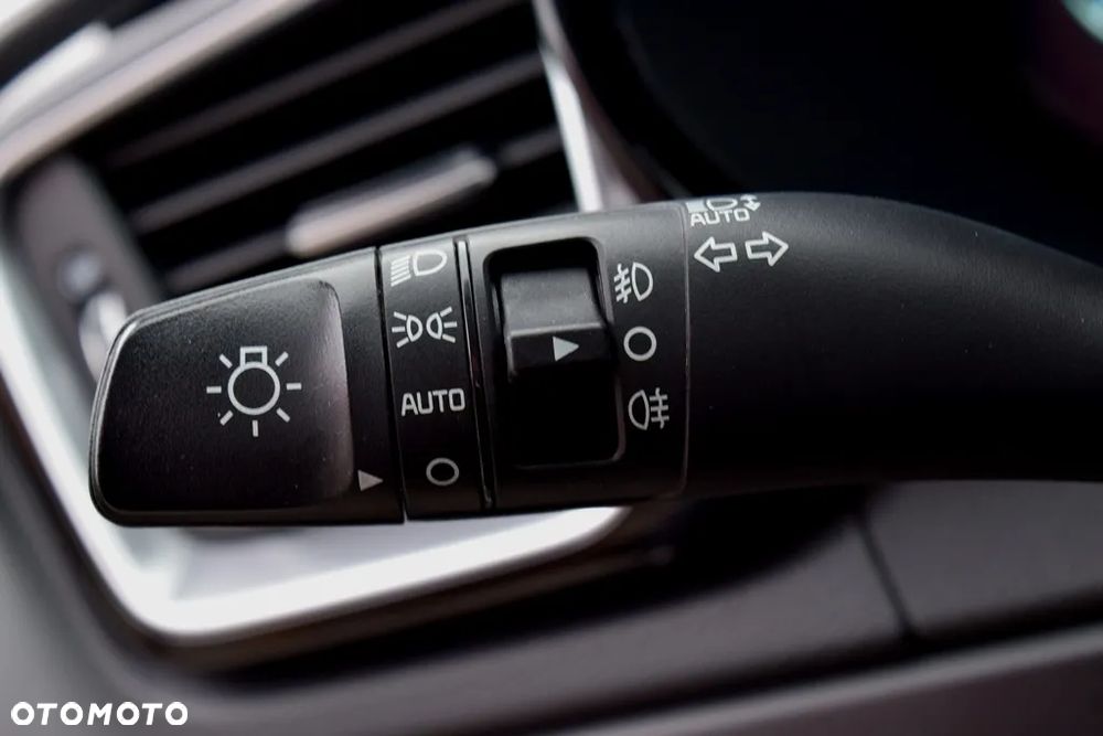 Kia ProCeed 1.5 T-GDI GT Line DCT - 22