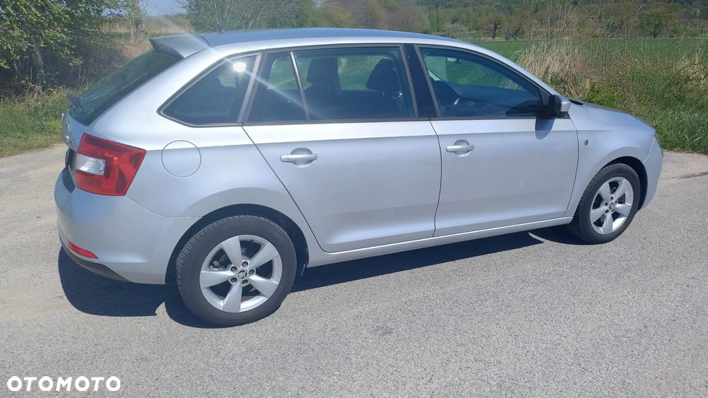 Skoda RAPID - 23