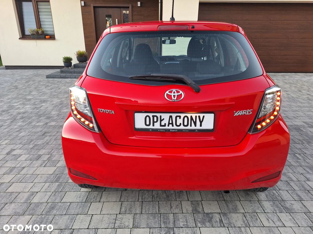 Toyota Yaris 1.0 Premium - 9