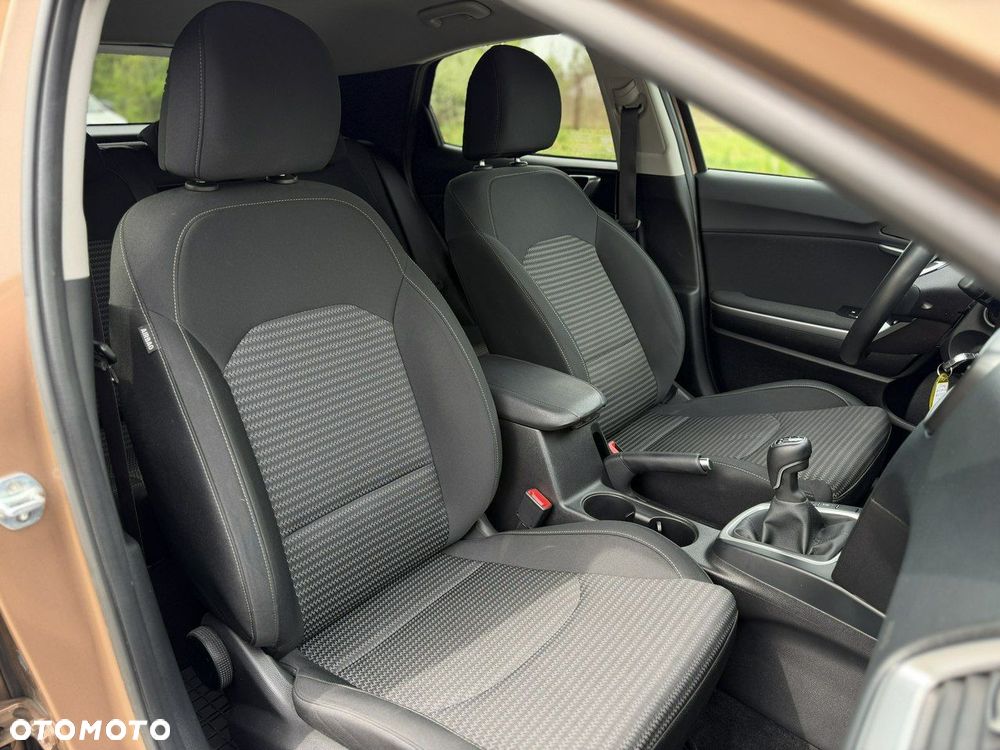 Kia XCeed 1.5 T-GDI M - 17