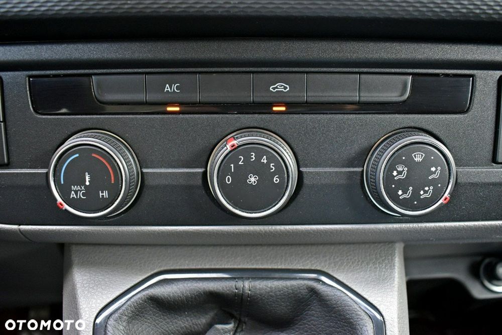 Volkswagen Transporter - 20