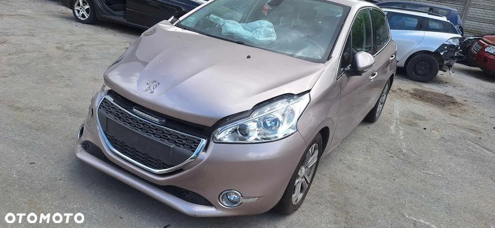 Peugeot 208 1,2VTI 82KM skrzynia biegów - 2