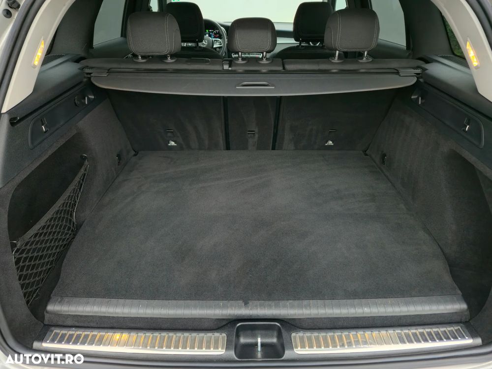 Mercedes-Benz GLC 300 de 4Matic 9G-TRONIC - 23