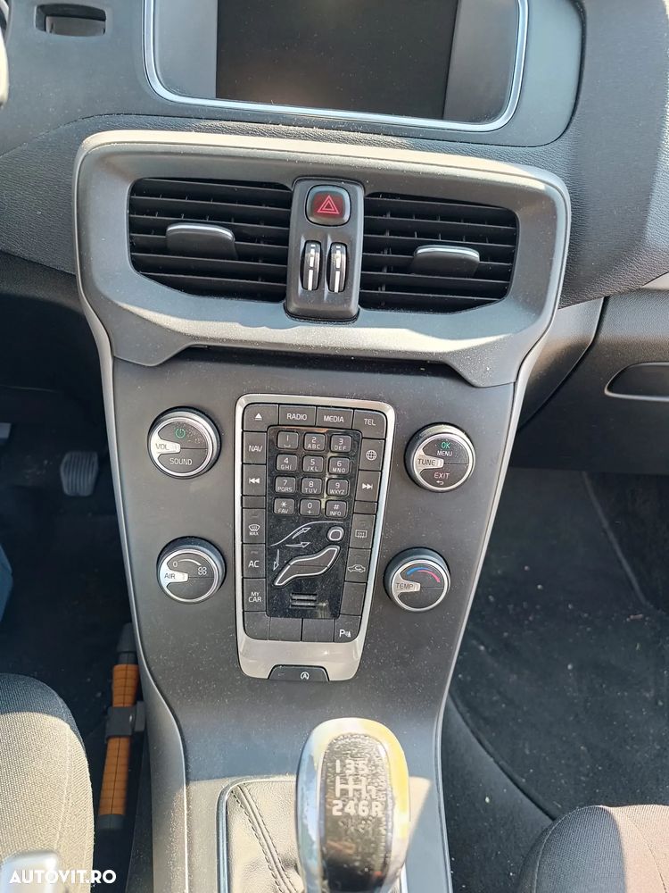 Volvo V40 - 4