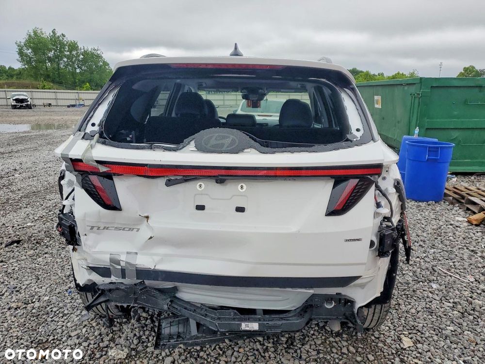 Hyundai Tucson - 6