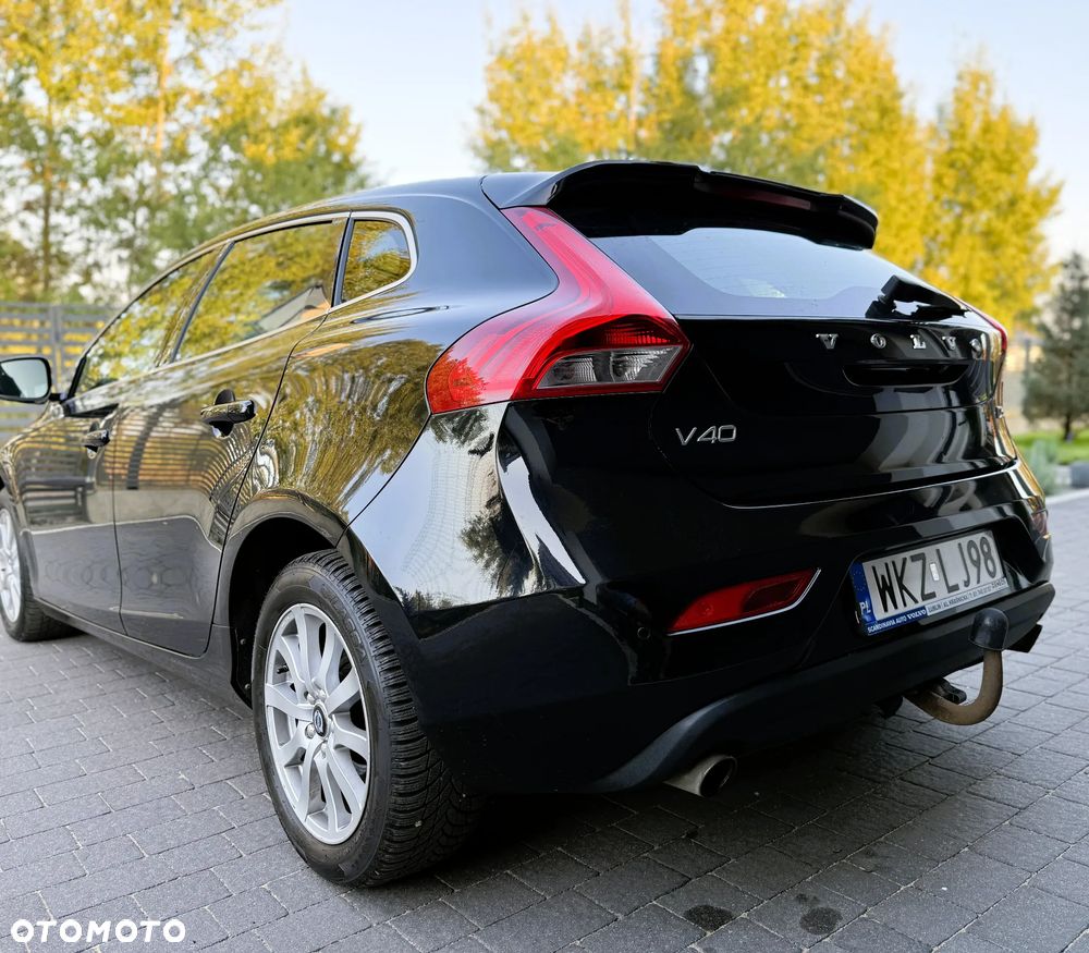 Volvo V40 D3 Momentum - 39