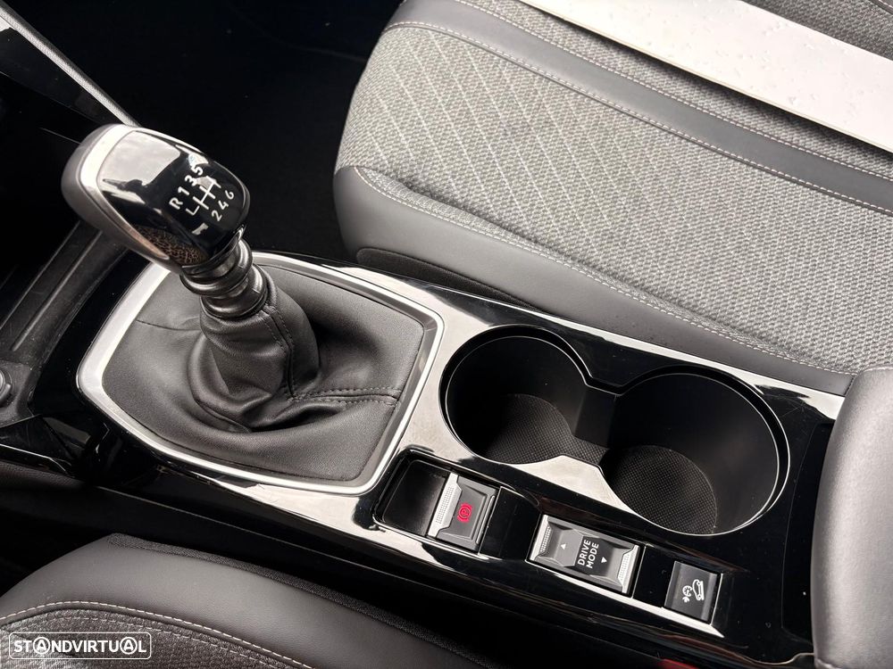Peugeot 2008 PureTech 100 Allure - 10