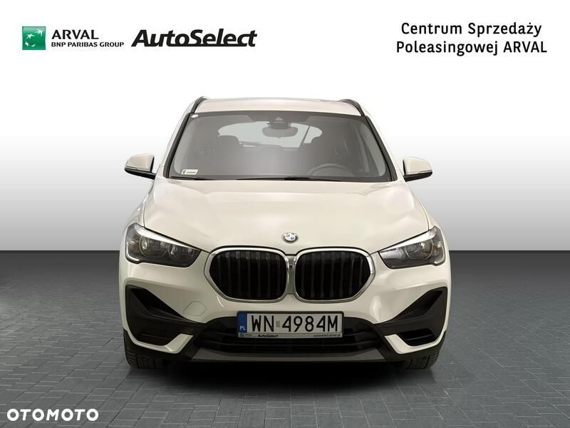 BMW X1 sDrive18i GPF - 9