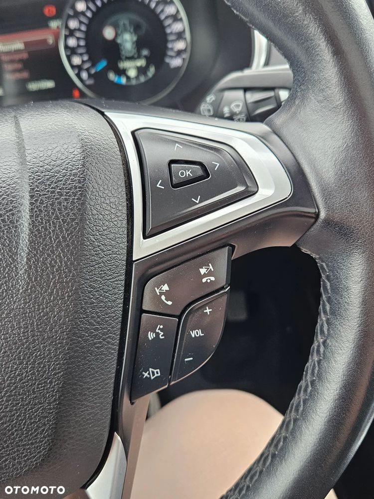 Ford S-Max 1.5 EcoBoost Titanium - 31