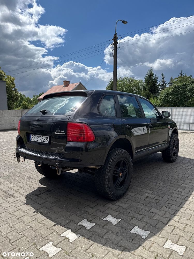 Porsche Cayenne - 6