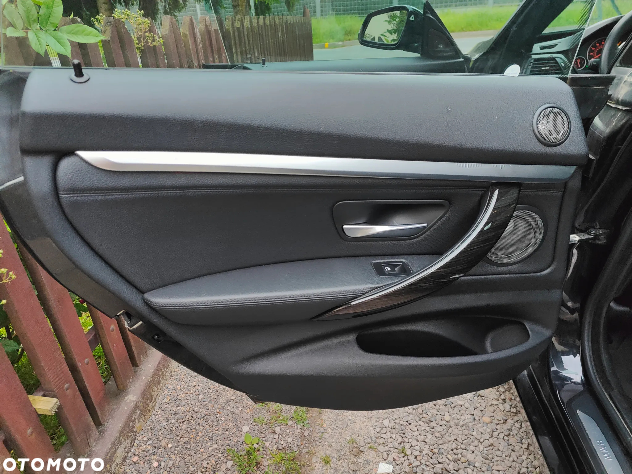 BMW Seria 3 328i Touring xDrive - 10