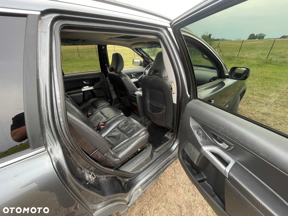 Volvo XC 90 - 8
