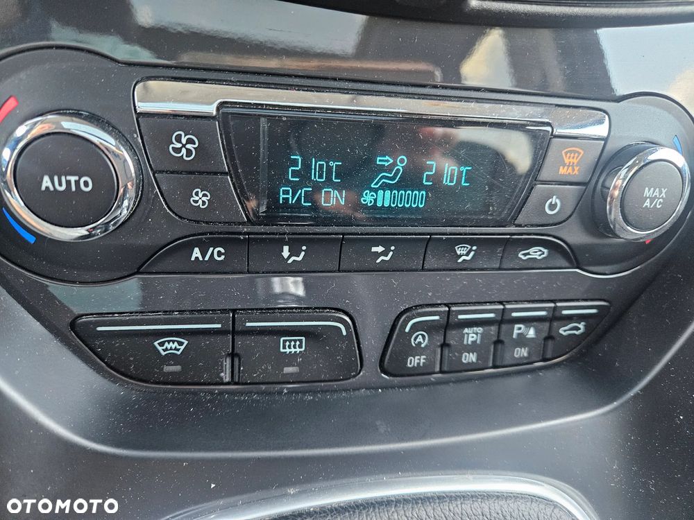 Ford Kuga 1.5 EcoBoost FWD ST-Line ASS GPF - 22