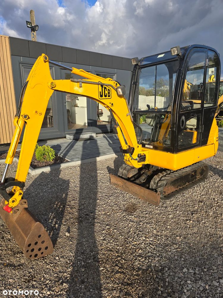 JCB - 14