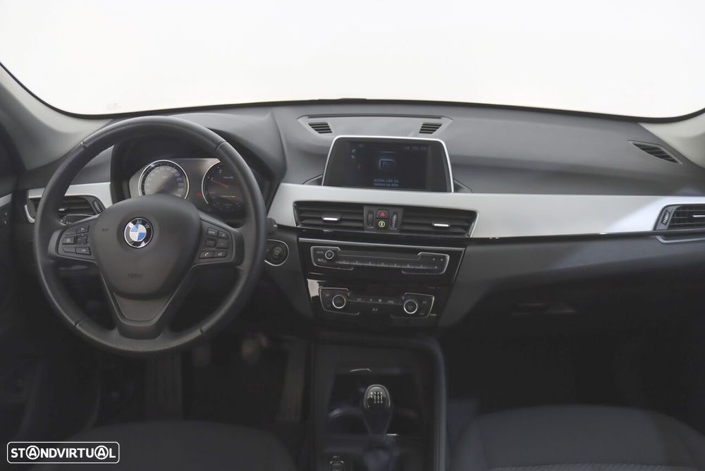 BMW X1 16 d sDrive Advantage - 9