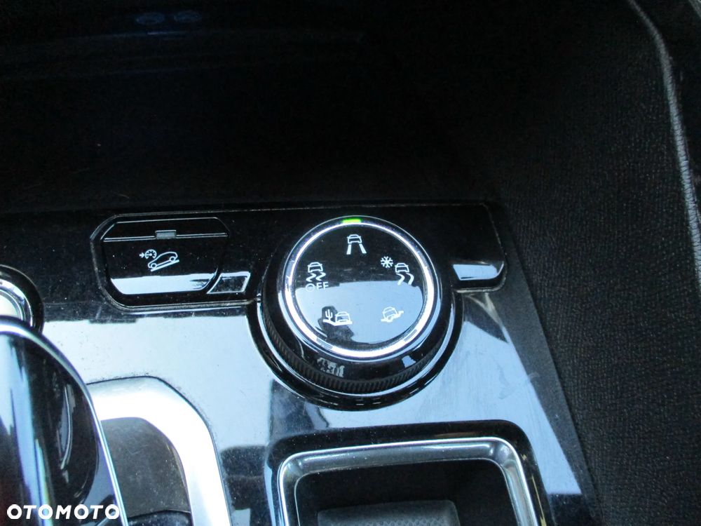 Peugeot 3008 2.0 BlueHDi GT S&S EAT8 - 28