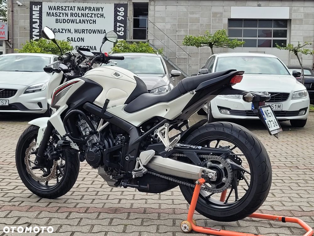 Honda CB - 22