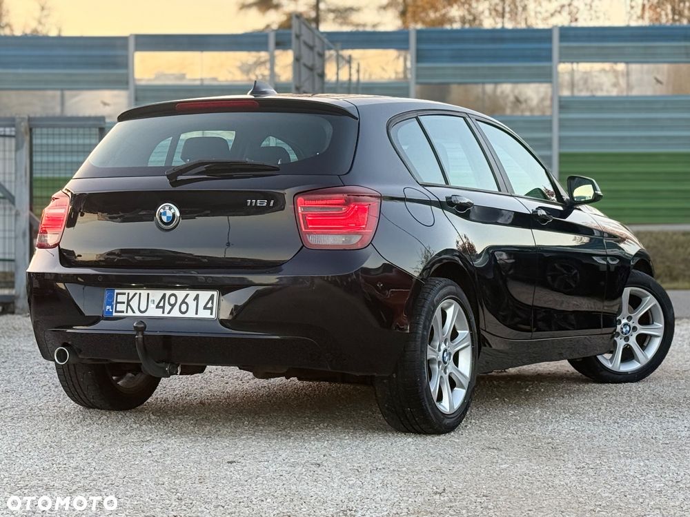 BMW Seria 1 116i - 15