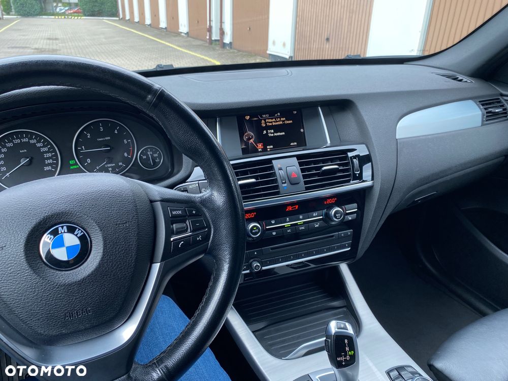 BMW X3 xDrive20d xLine - 11