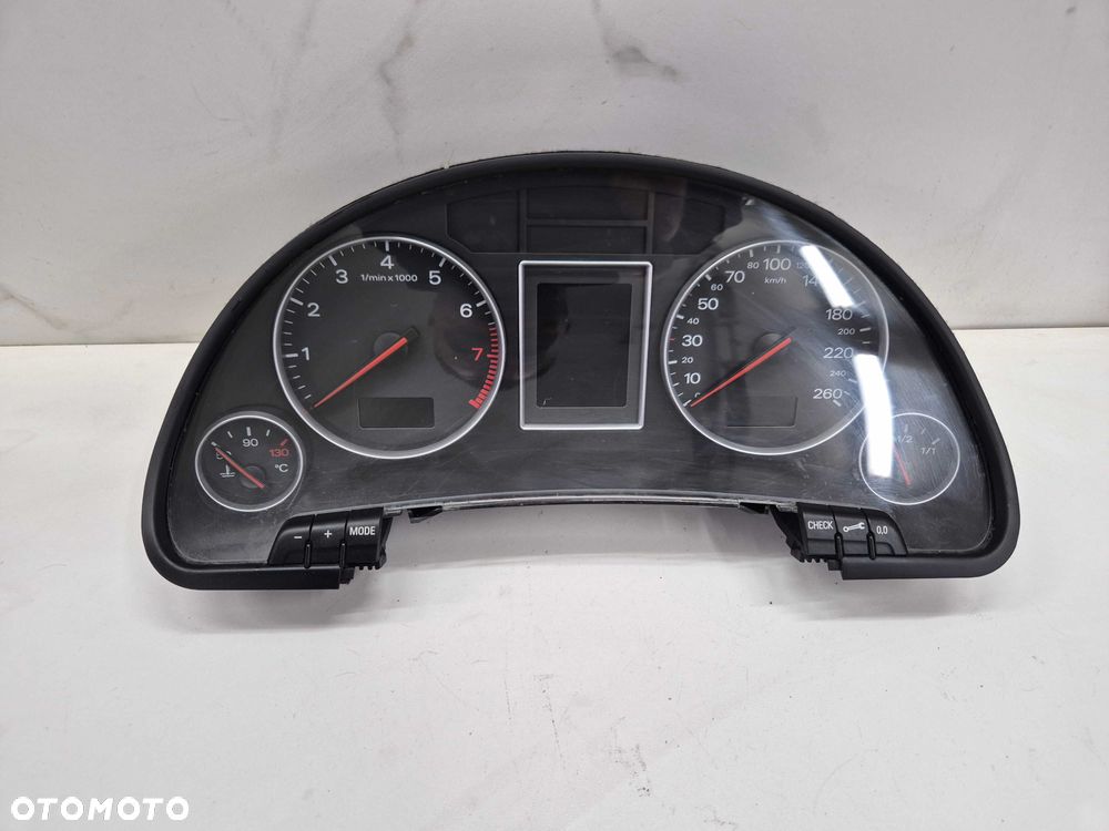 audi a4 B6 benzyna licznik zegar zegary fis europa - 2