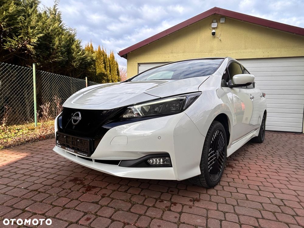 Nissan Leaf - 1